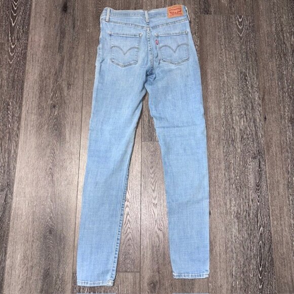 Levi's Women's 311 Shaping Skinny Jeans 27 X 32 Distressed Stretchy Light Wash - Picture 7 of 8